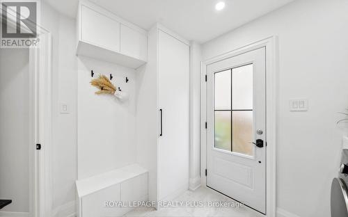 4344 Dallas Court, Mississauga, ON - Indoor Photo Showing Laundry Room