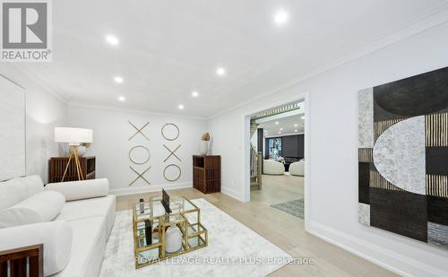 4344 Dallas Court, Mississauga, ON - Indoor