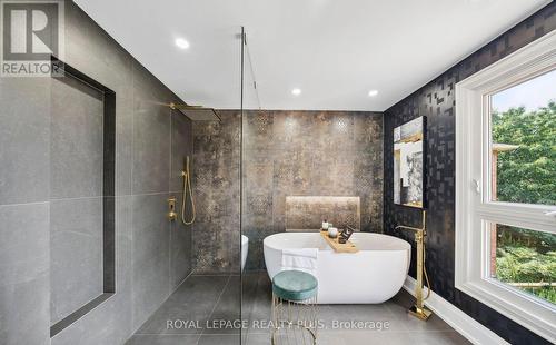 4344 Dallas Court, Mississauga, ON - Indoor Photo Showing Bathroom