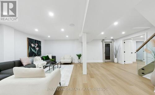 4344 Dallas Court, Mississauga, ON - Indoor