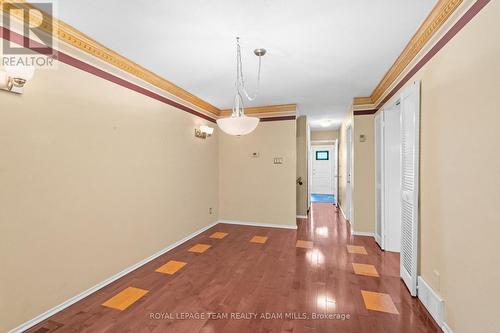 46 Gentle Gate Crescent, Ottawa, ON - Indoor Photo Showing Other Room