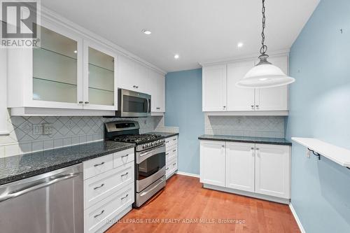 46 Gentle Gate Crescent, Ottawa, ON - Indoor Photo Showing Kitchen