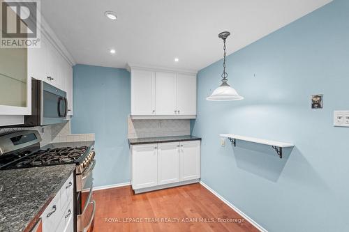 46 Gentle Gate Crescent, Ottawa, ON - Indoor Photo Showing Kitchen