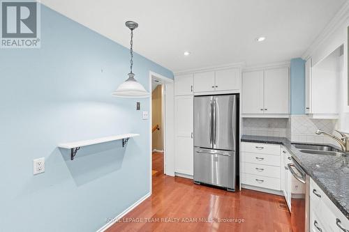 46 Gentle Gate Crescent, Ottawa, ON - Indoor Photo Showing Kitchen With Double Sink