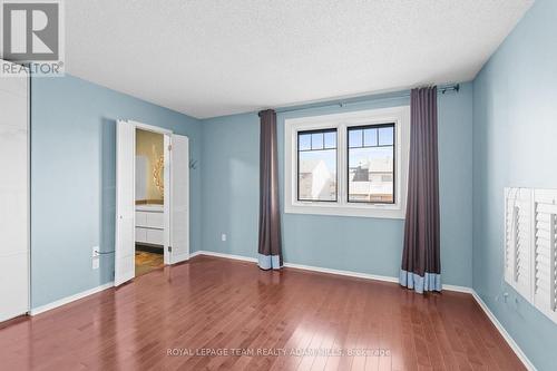 46 Gentle Gate Crescent, Ottawa, ON - Indoor Photo Showing Other Room