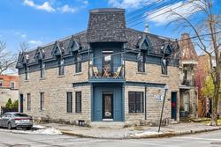 0755 Rue Charlevoix  Montréal (Le Sud-Ouest), QC H3K 2Y3