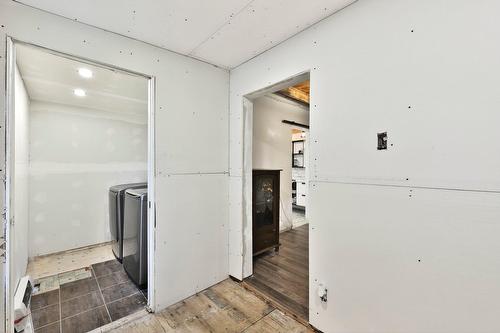 Hall - 1577 Rue Roy, Prévost, QC - Indoor Photo Showing Other Room