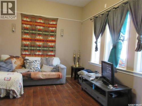 1878-1880 Ottawa Street, Regina, SK - Indoor