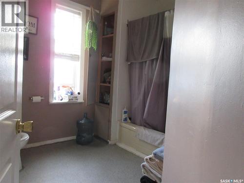 1878-1880 Ottawa Street, Regina, SK - Indoor