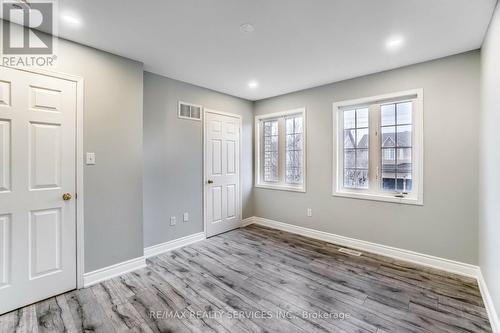Upper - 15 Masters Green Crescent, Brampton, ON - Indoor Photo Showing Other Room