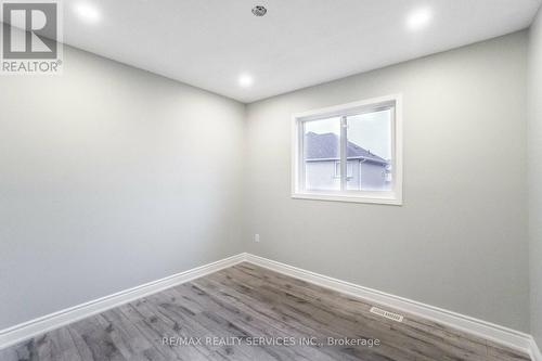 Upper - 15 Masters Green Crescent, Brampton, ON - Indoor Photo Showing Other Room