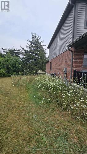 1301 Michael Circle, London East (East D), ON - Outdoor