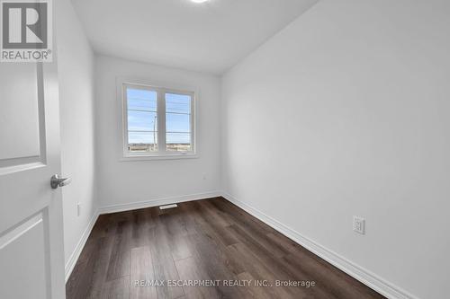 35 - 120 Court Drive, Brant, ON - Indoor Photo Showing Other Room