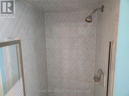 2 - 2470 Wynten Way, Oakville, ON - Indoor Photo Showing Bathroom