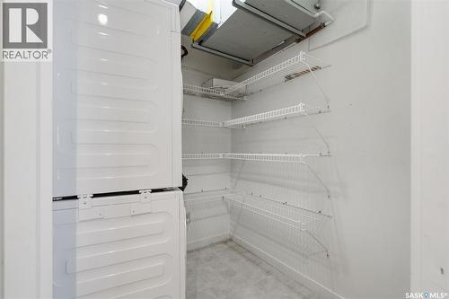 1080 424 Spadina Crescent E, Saskatoon, SK - Indoor With Storage