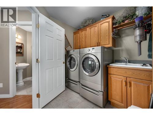 Laundry - 570 Mesa Vista Drive, Ashcroft, BC - Indoor Photo Showing Laundry Room