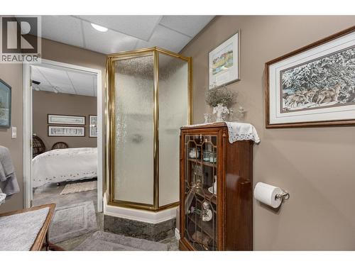 Ensuite - 570 Mesa Vista Drive, Ashcroft, BC - Indoor