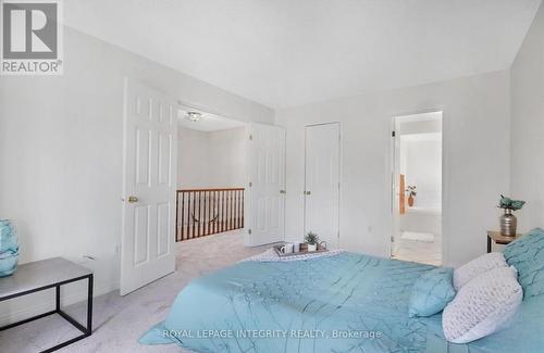 77 Daventry Crescent, Ottawa, ON - Indoor Photo Showing Bedroom