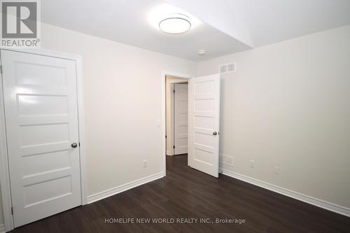 5991 Kate Avenue, Niagara Falls, ON - Indoor Photo Showing Other Room