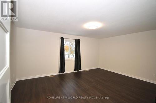 5991 Kate Avenue, Niagara Falls, ON - Indoor Photo Showing Other Room