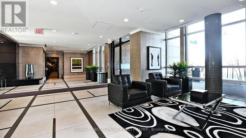 609 - 151 Upper Duke Crescent, Markham, ON - Indoor Photo Showing Other Room