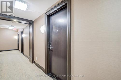 609 - 151 Upper Duke Crescent, Markham, ON - Indoor Photo Showing Other Room