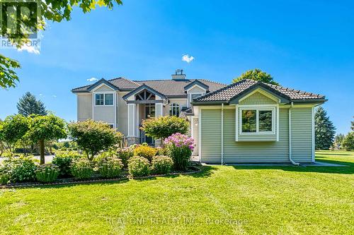 2477 Hornes Road, East Gwillimbury, ON - Outdoor