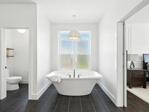 261 Aberdeen Drive, Fall River, NS 