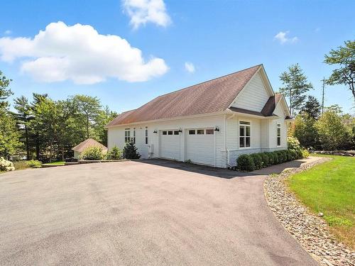 261 Aberdeen Drive, Fall River, NS 