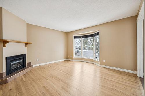 Living room - 64 Rue Mcelroy, Gatineau (Gatineau), QC - Indoor Photo Showing Other Room With Fireplace