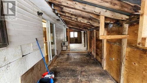 44 Expressway Road, Perry, ON - Indoor Photo Showing Other Room