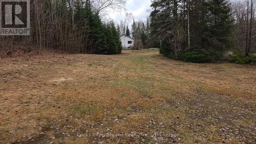 44 Expressway Road, Perry, ON - Outdoor