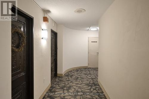210 - 10 Muirhead Road, Toronto, ON - Indoor Photo Showing Other Room
