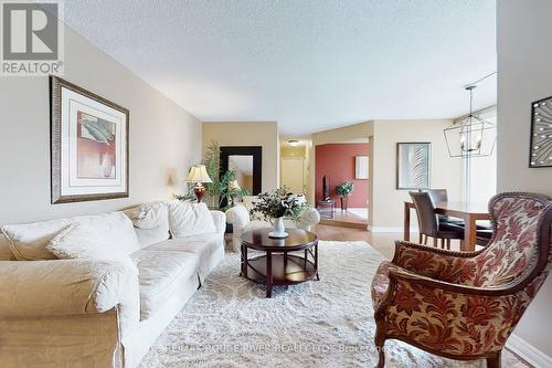 210 - 10 Muirhead Road, Toronto, ON - Indoor Photo Showing Living Room