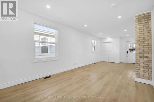 133 Emery Street E, London South (South G), ON - Indoor Photo Showing Other Room