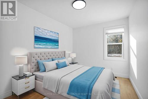 133 Emery Street E, London South (South G), ON - Indoor Photo Showing Bedroom