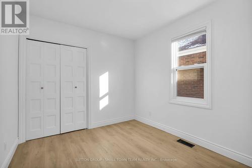 133 Emery Street E, London South (South G), ON - Indoor Photo Showing Other Room