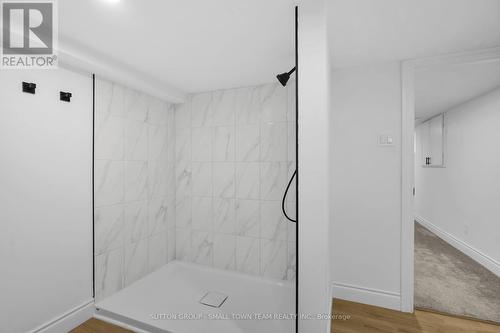 133 Emery Street E, London South (South G), ON - Indoor Photo Showing Other Room