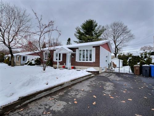 110 Rue De Callières  Trois-Rivières, QC G8W 1B6