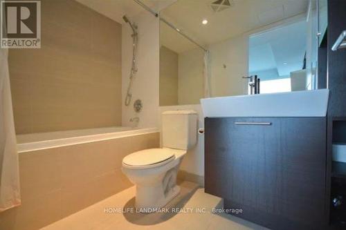 2604 - 386 Yonge Street, Toronto, ON - Indoor Photo Showing Bathroom