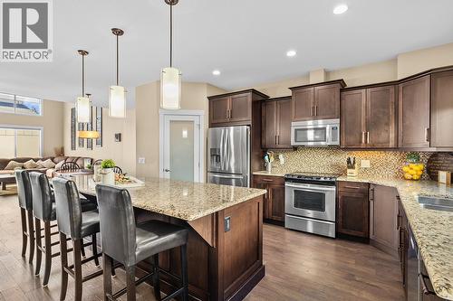 3359 Cougar Road Unit# 19, West Kelowna, BC - Indoor Photo Showing Kitchen With Stainless Steel Kitchen With Double Sink With Upgraded Kitchen