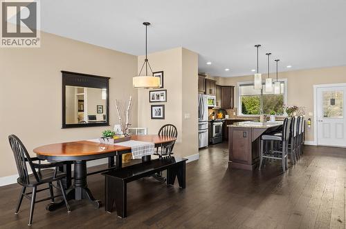 3359 Cougar Road Unit# 19, West Kelowna, BC - Indoor Photo Showing Dining Room