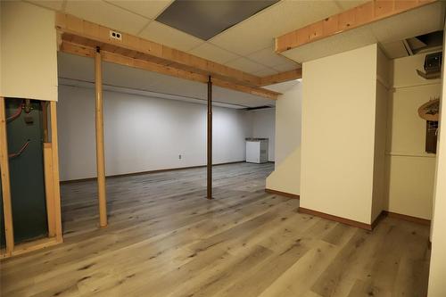 113 7 Highway S, Teulon, MB - Indoor