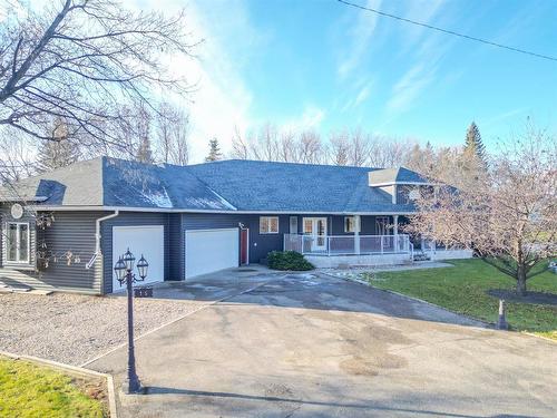 15 Glengariff Street, Elkhorn, MB - Outdoor With Deck Patio Veranda