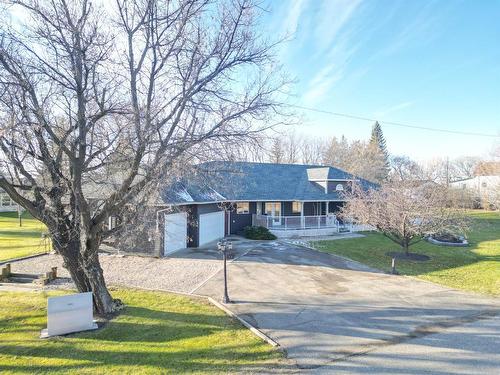 15 Glengariff Street, Elkhorn, MB - Outdoor