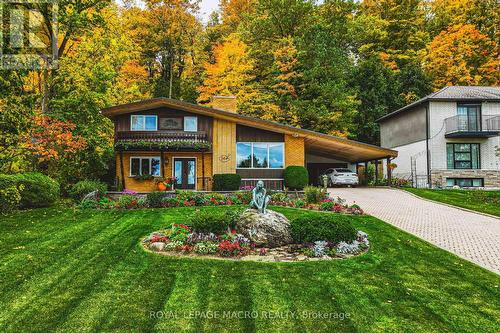 36 Maple Drive, Hamilton, ON - Outdoor