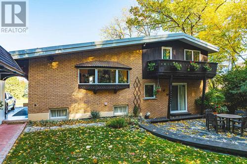 36 Maple Drive, Hamilton, ON - Outdoor