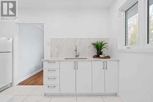 2158 Bel-Air Drive, Ottawa, ON - Indoor Photo Showing Other Room