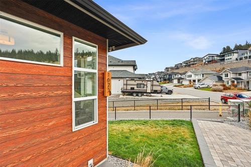 1623 Emerald Drive, Kamloops, BC - Outdoor With Deck Patio Veranda