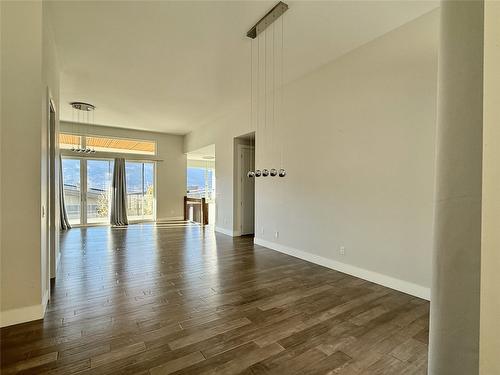 3567 Mckinley Beach Drive, Kelowna, BC - Indoor